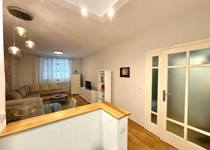 7 Emperors شقة بلغراد